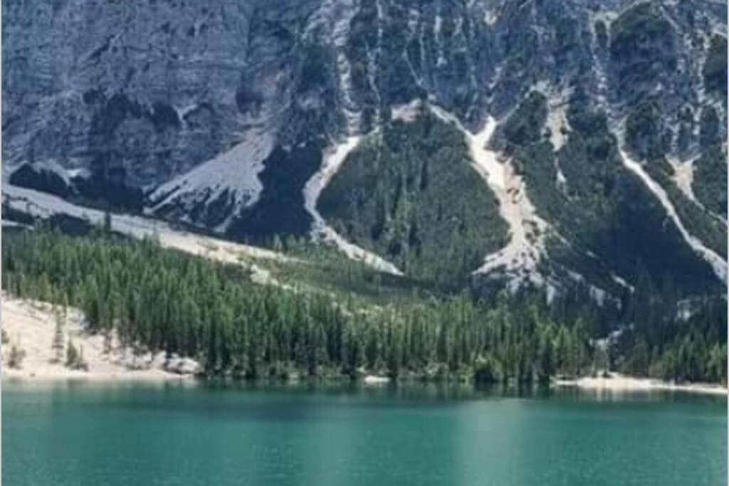 Relax Al Lago Di Braies ไบรยัส ภายนอก รูปภาพ